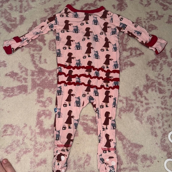 KicKee Baby Girl Layette Ruffle Footie Pajamas in Baby Rose Size 3-6 Month - Picture 4 of 4